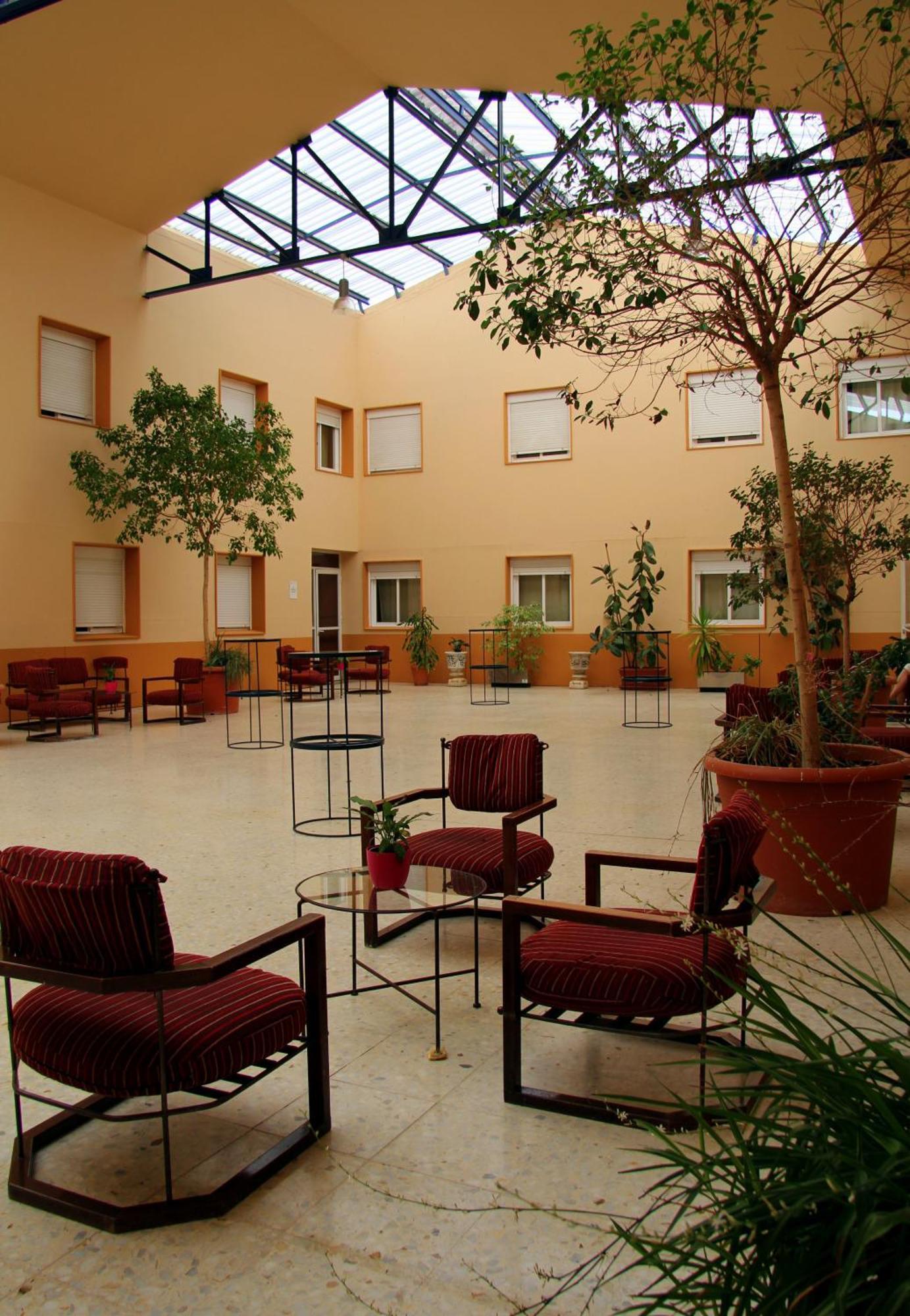 Ahc Hoteles Касерес Экстерьер фото