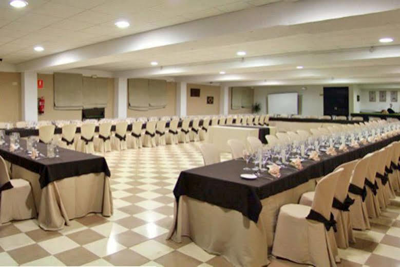 Ahc Hoteles Касерес Экстерьер фото